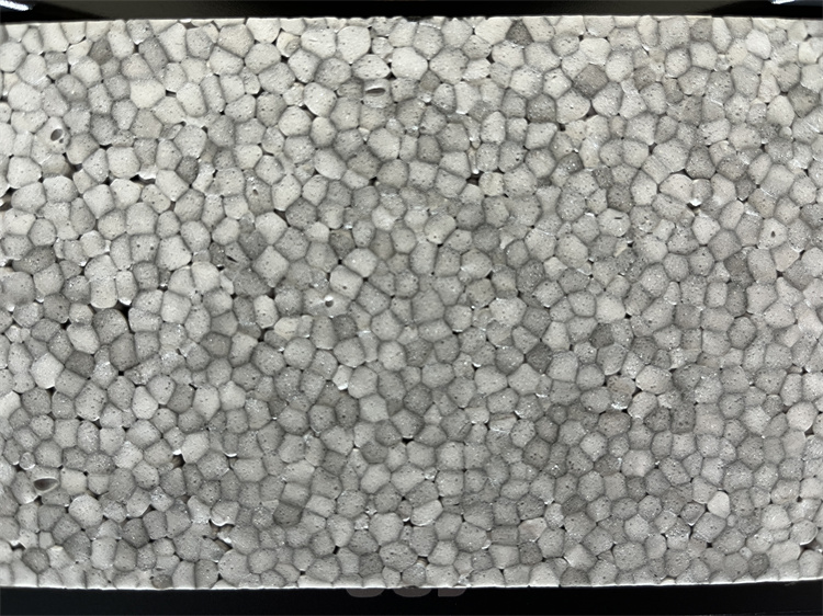 改性(xìng)聚丙烯(xī)保溫隔(ge)聲闆4